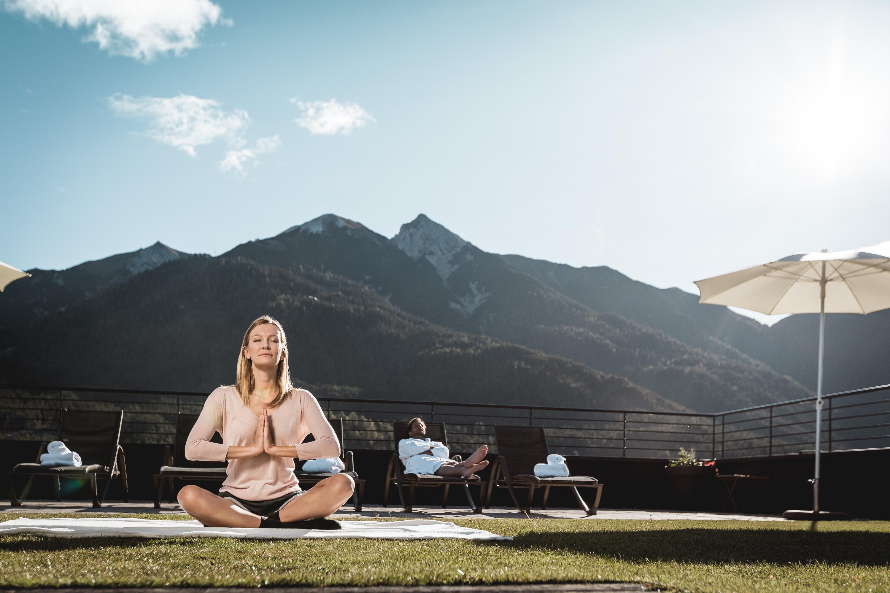 Post Seefeld - Wellnesshotel Tirol เซเฟลด์ อิน ทิโรล ภายนอก รูปภาพ