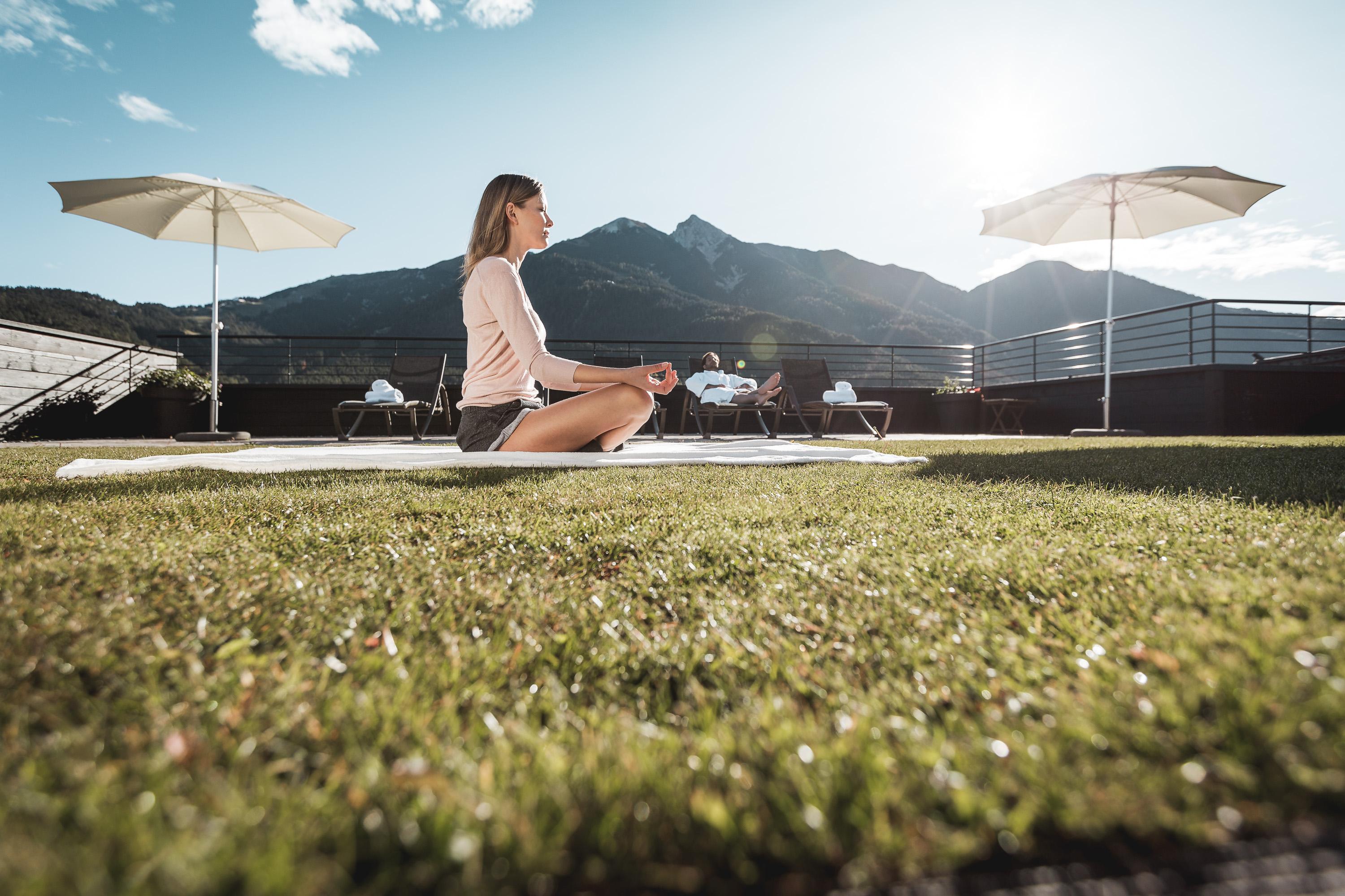 Post Seefeld - Wellnesshotel Tirol เซเฟลด์ อิน ทิโรล ภายนอก รูปภาพ