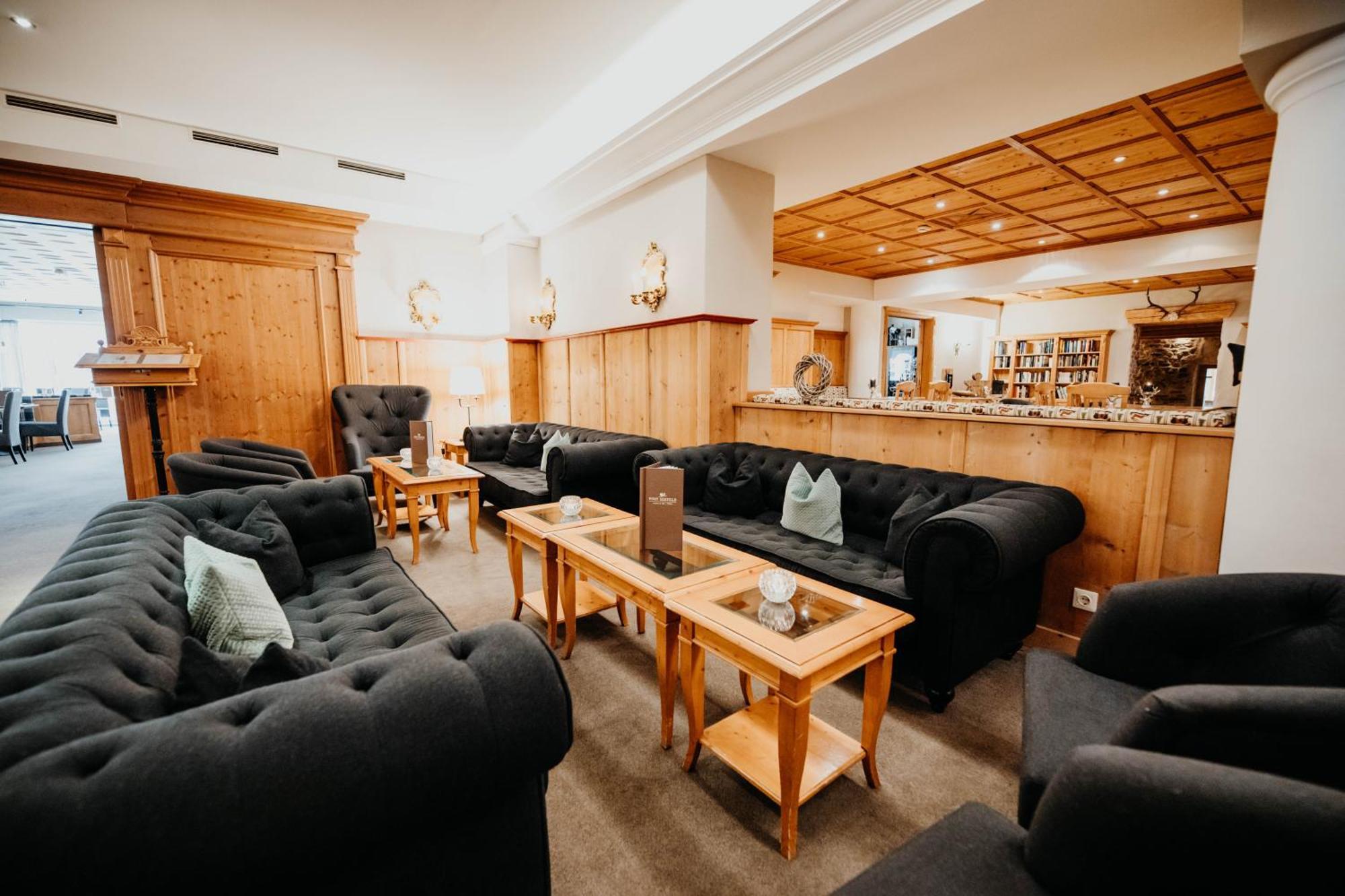 Post Seefeld - Wellnesshotel Tirol เซเฟลด์ อิน ทิโรล ภายนอก รูปภาพ