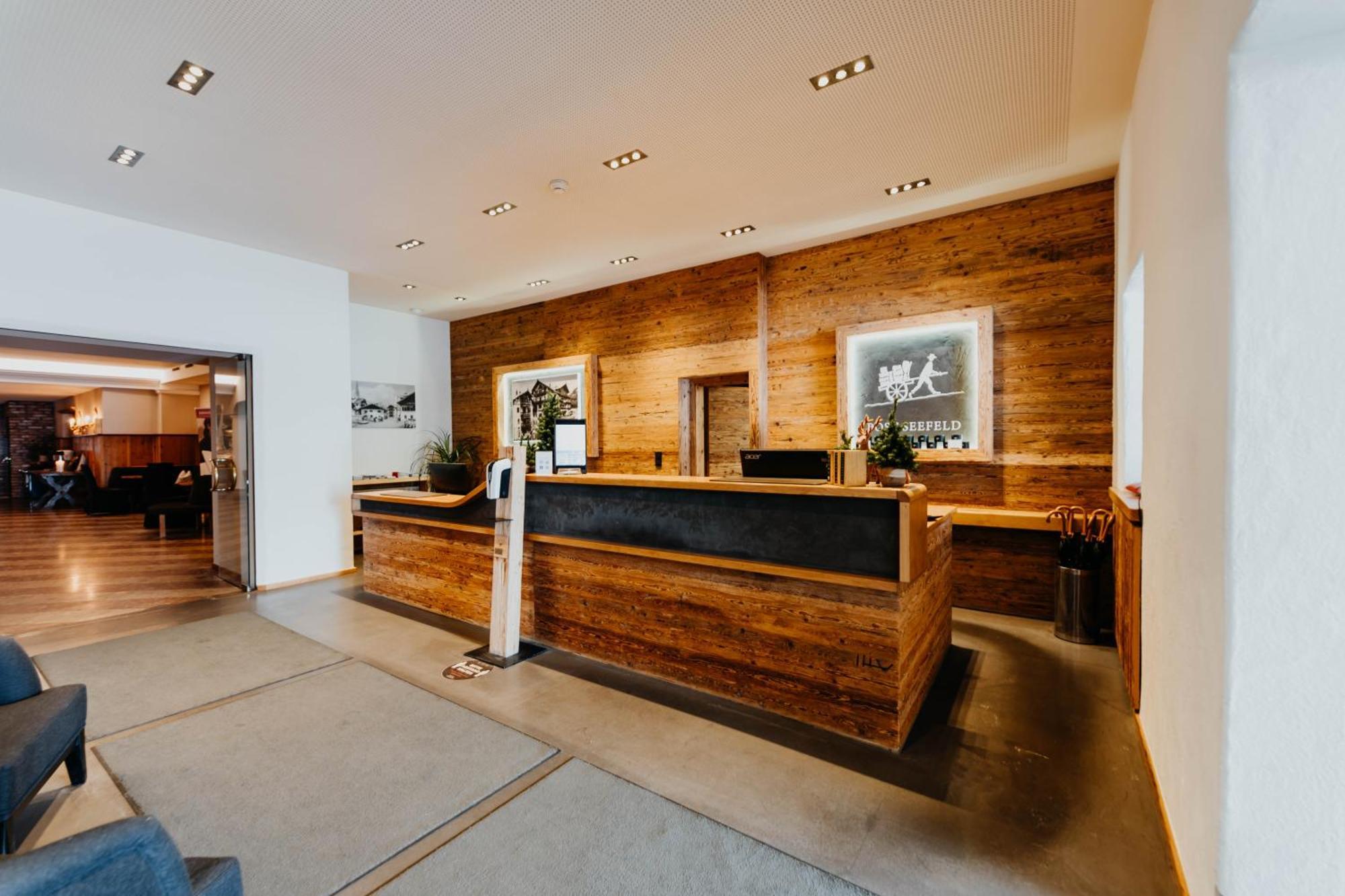 Post Seefeld - Wellnesshotel Tirol เซเฟลด์ อิน ทิโรล ภายนอก รูปภาพ